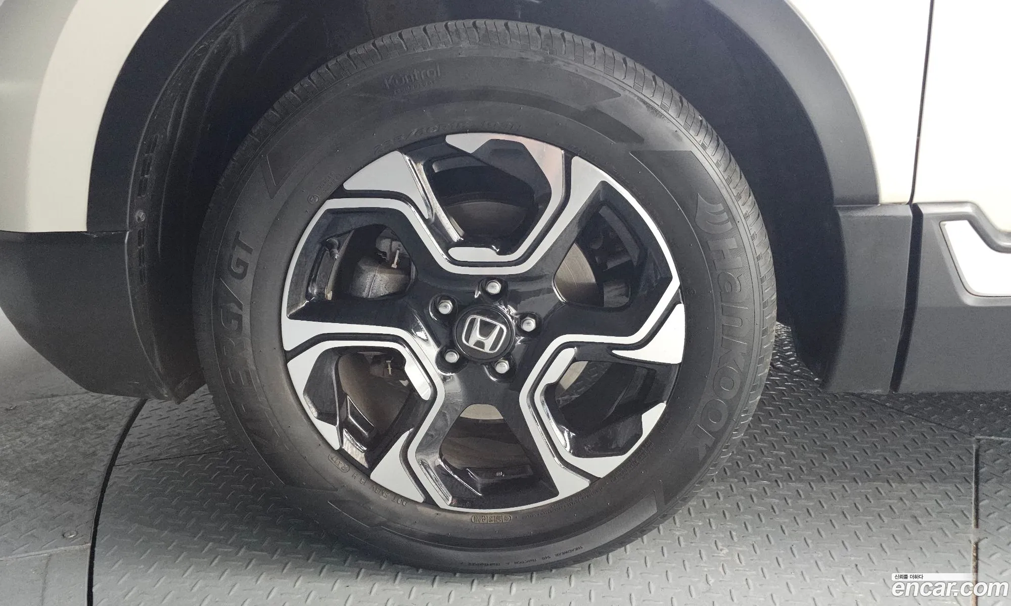 Honda CR-V 2017 5J6RW2890HL522051 — 6