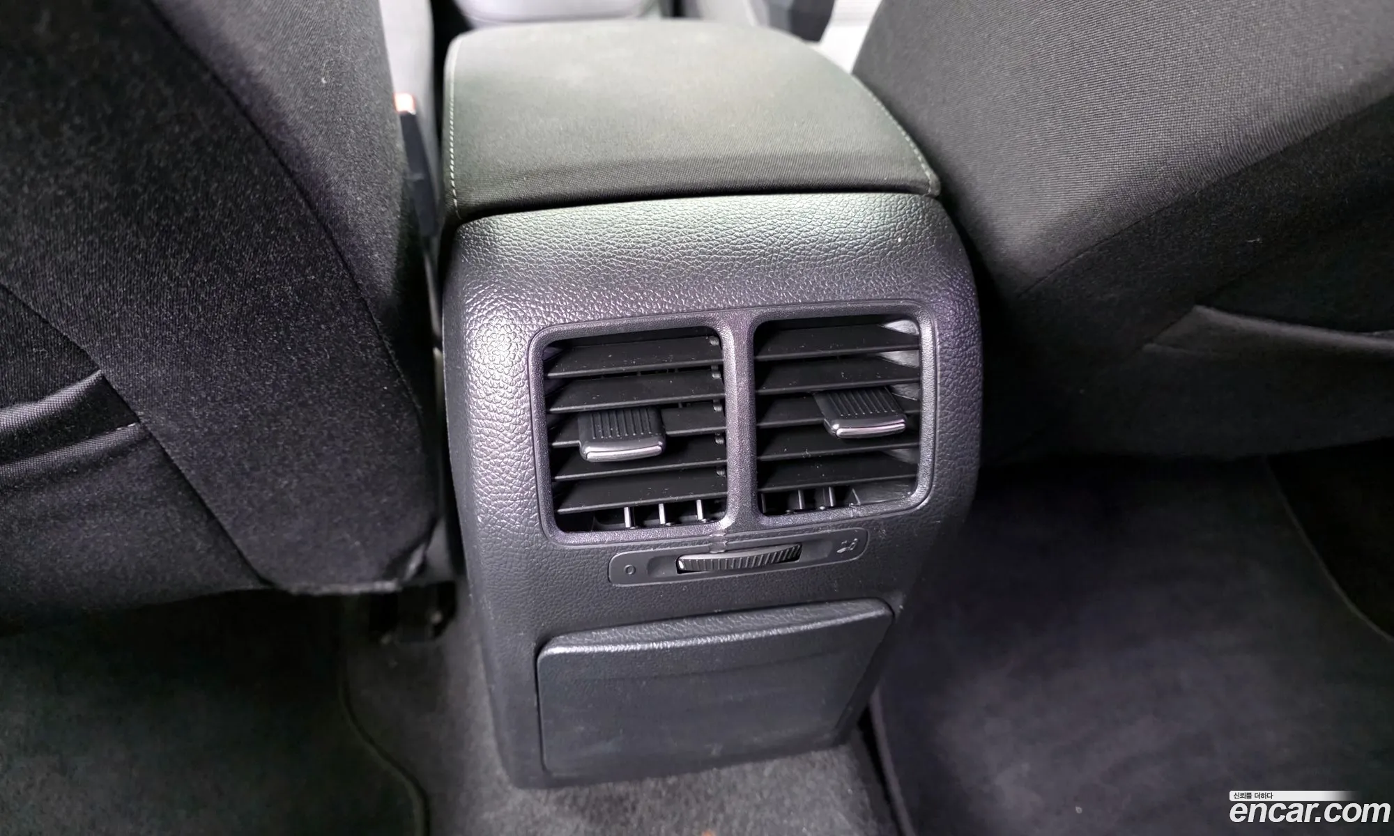 Volkswagen Golf 6th Gen 2011 — 3