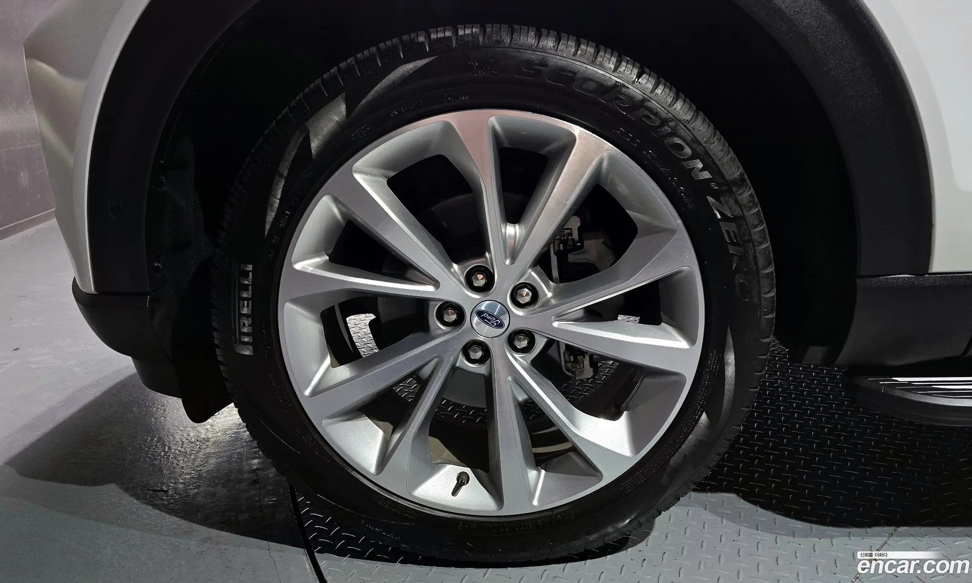 Ford Explorer 6th Gen 2023 1FM5K8HC8PGA39073 — 6