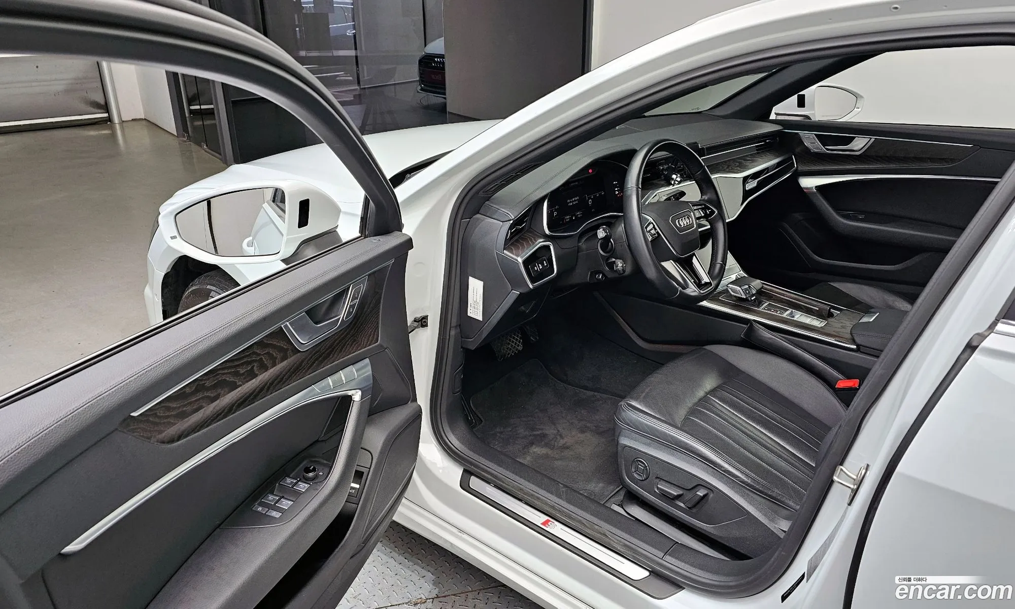 Audi A6 2020 WAUZZZF25LN080281 — 18