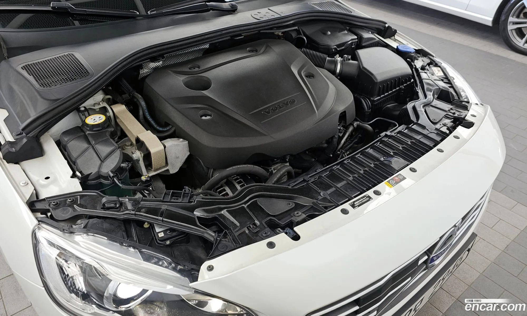 Volvo S60 2018 YV1FS79B0J2463427 — 5