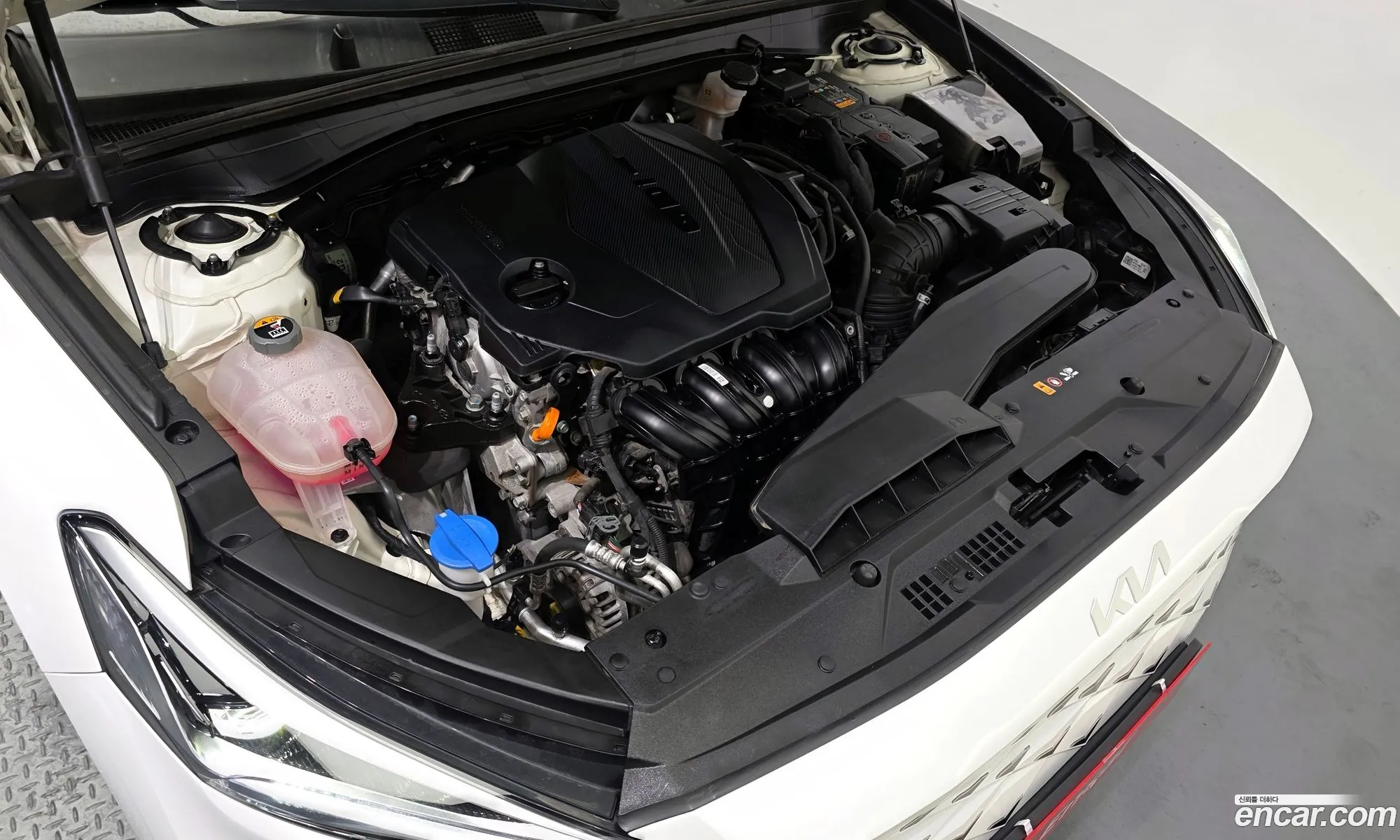 Kia K8 2021 — 18