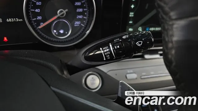Hyundai Grandeur IG Hybrid 2021 — 3
