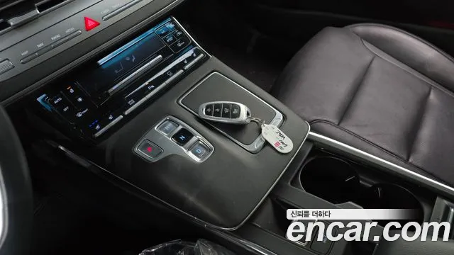 Hyundai Grandeur IG Hybrid 2021 — 19