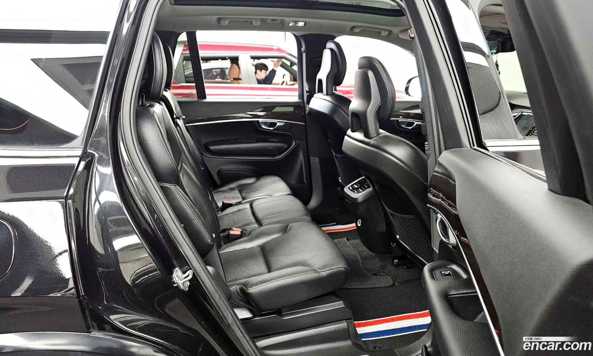 Volvo XC90 2018 — 10