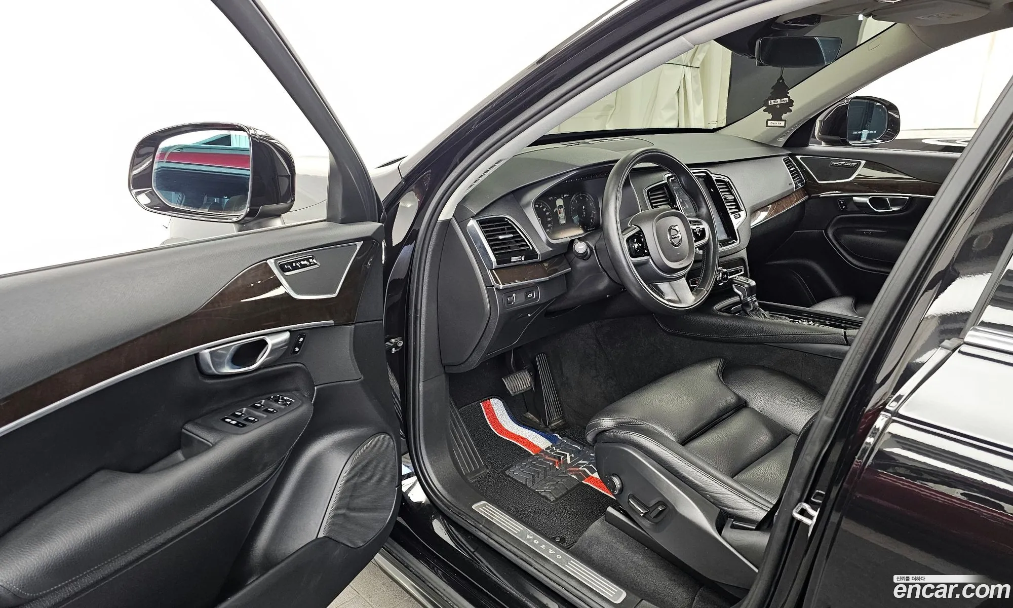 Volvo XC90 2018 — 13