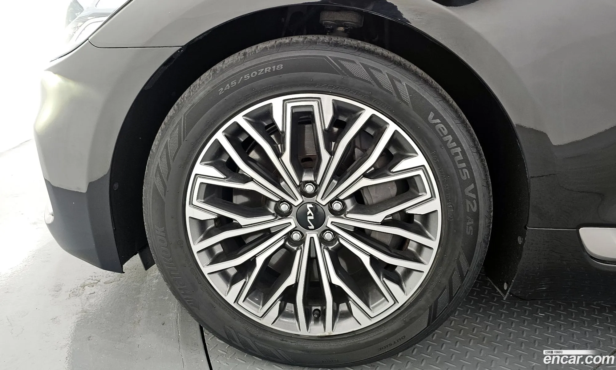 Kia The K9 2018 — 10