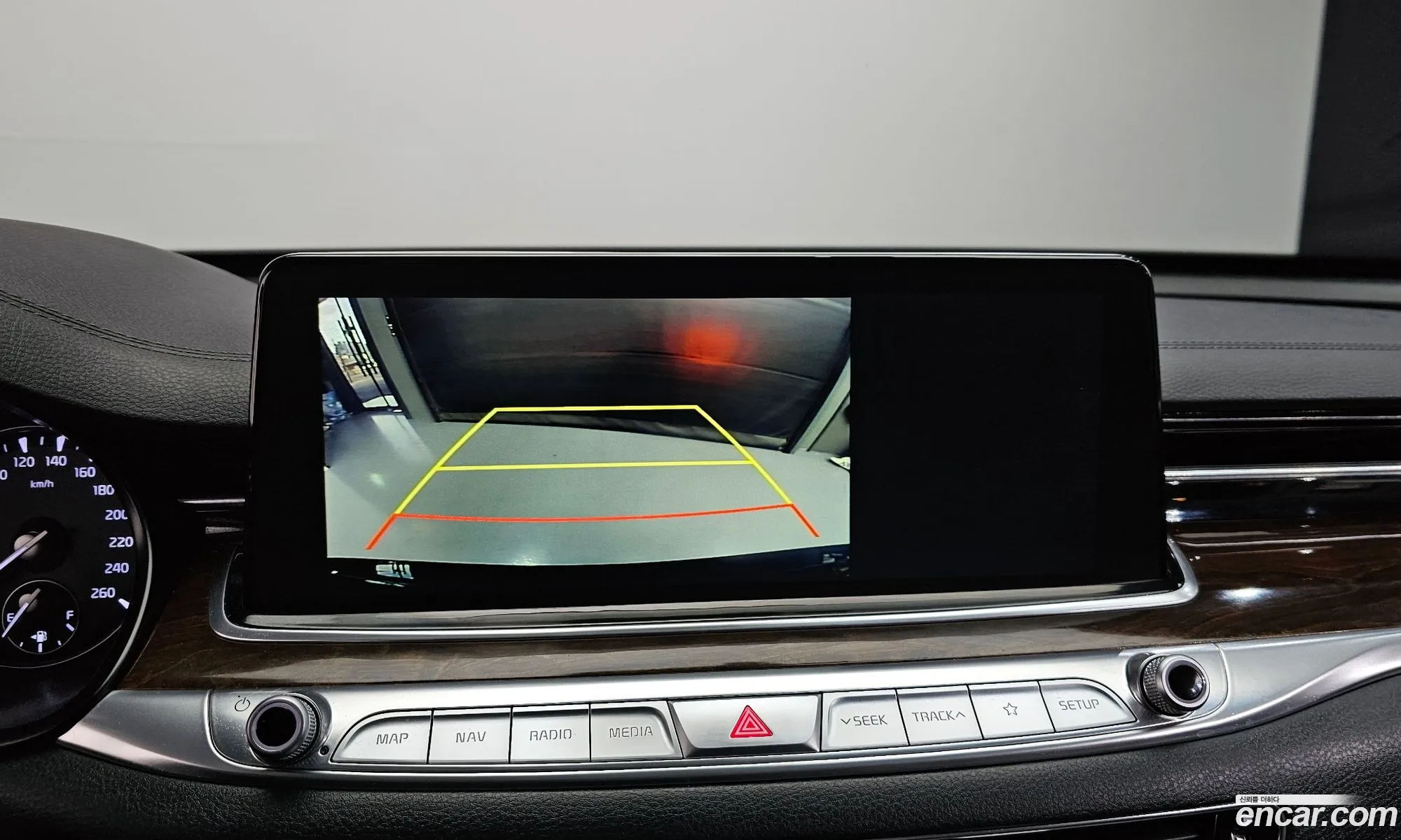 Kia The K9 2018 — 16