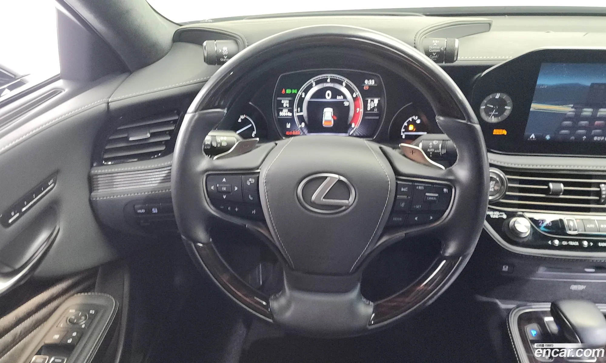 Lexus LS500 2022 JTHG5LGF1N5010105 — 18