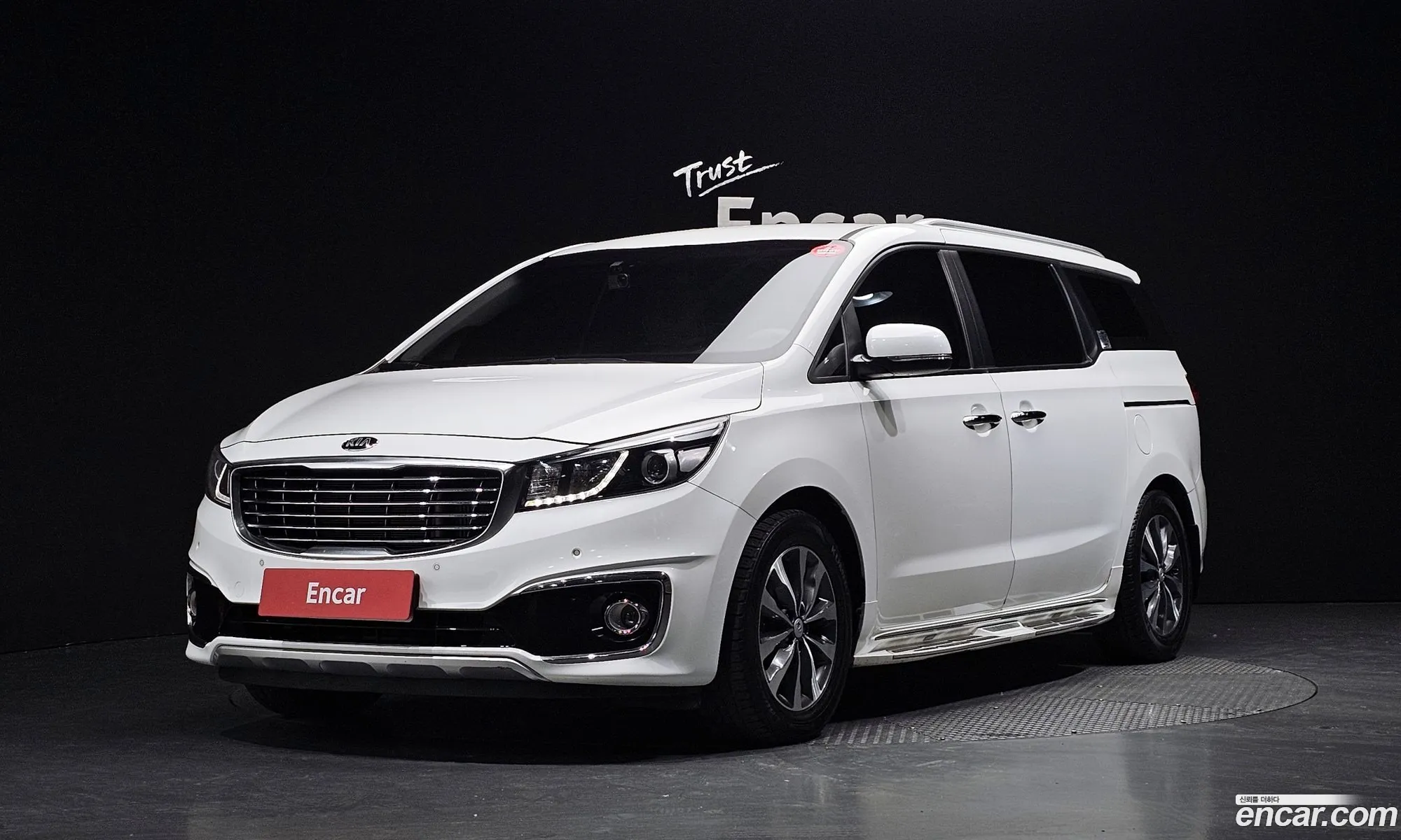 Kia Carnival 2015 — 10