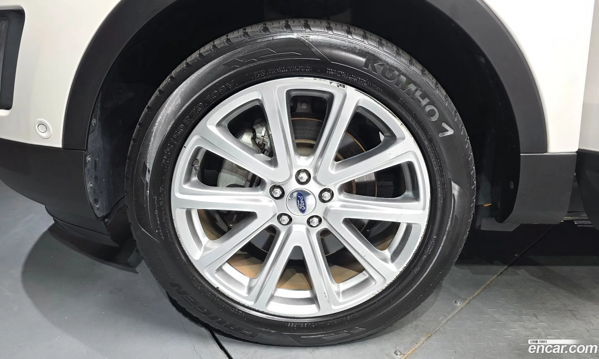 Ford Explorer 2017 1FM5K8FH2HGB36334 — 10