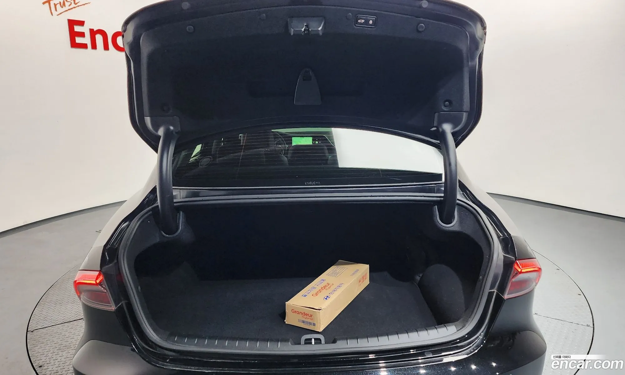 Hyundai Grandeur IG Hybrid 2021 — 17