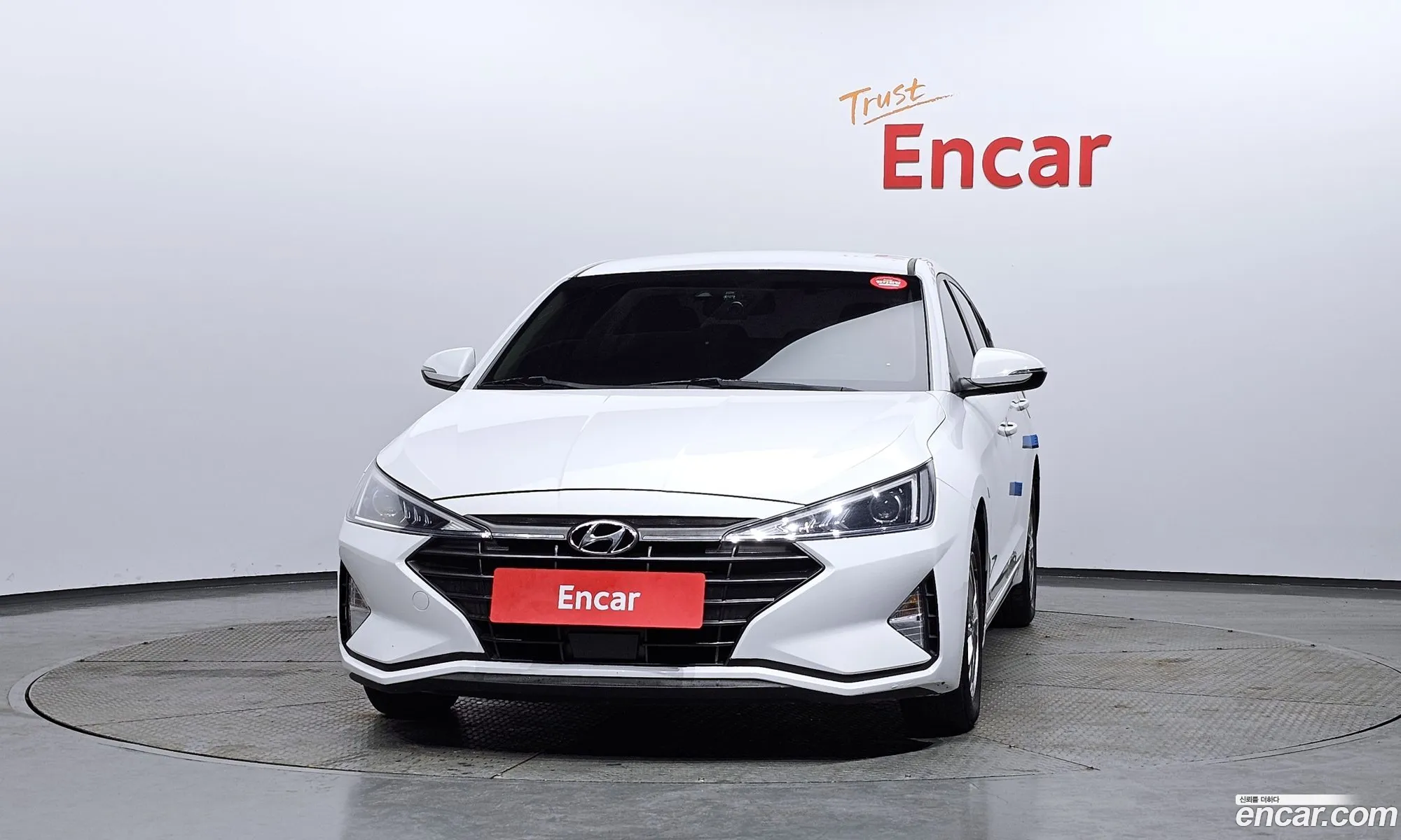 Hyundai Elantra AD 2019 — 9