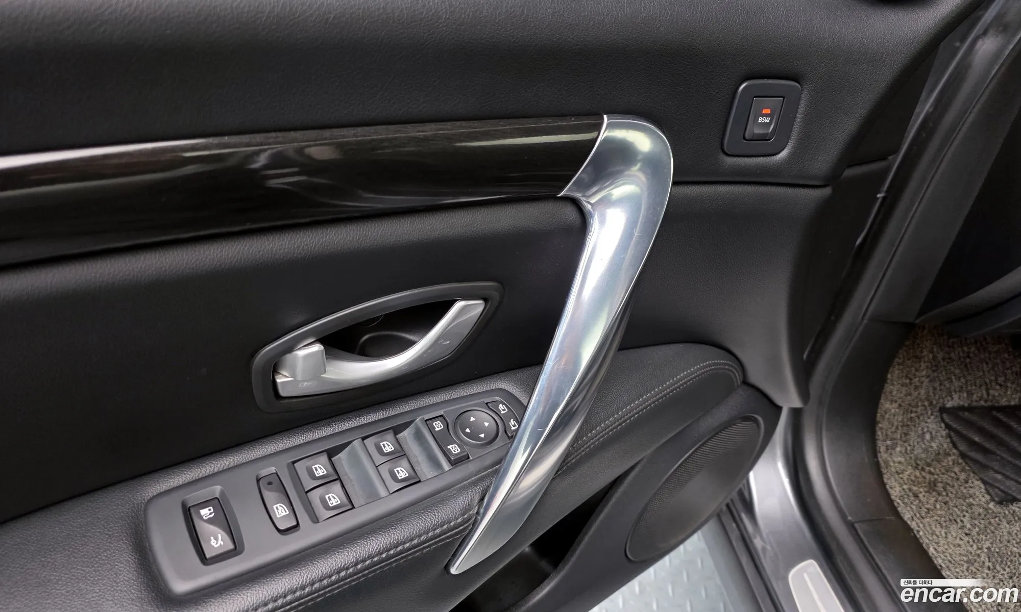 Renault Korea (Samsung) SM7 Nova 2015 — 18