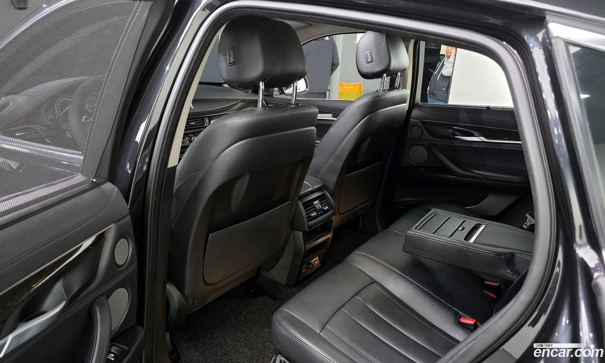 BMW X6 2015 WBAKV2108F0R24292 — 4