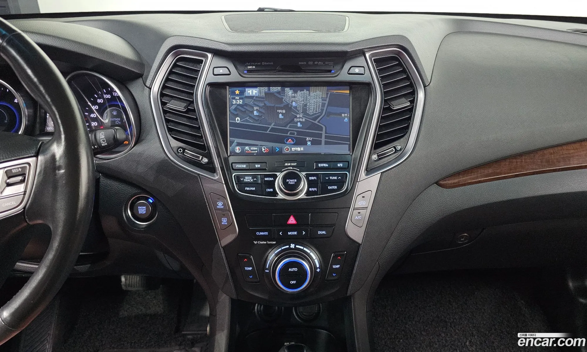 Hyundai Santa Fe DM 2012 — 14