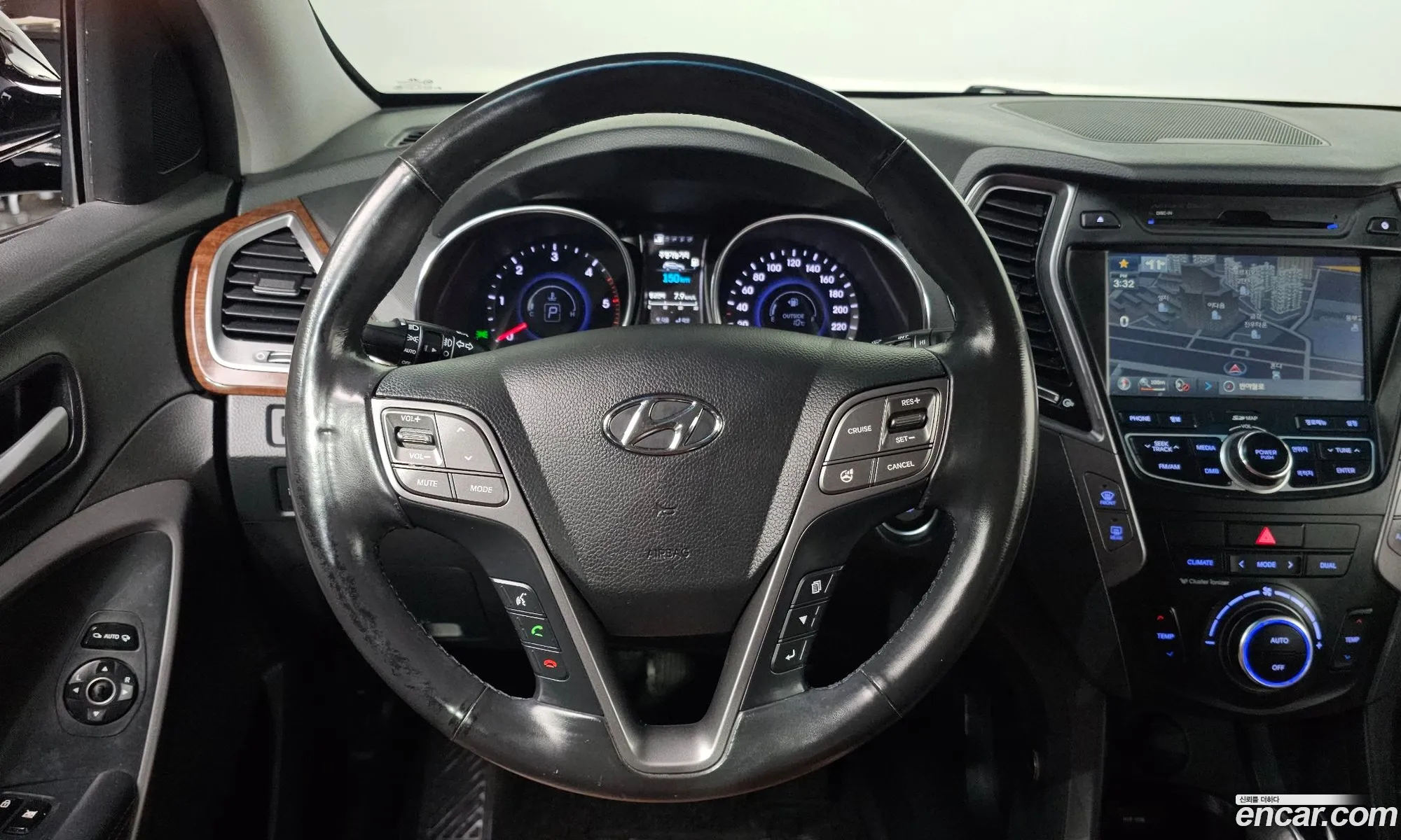 Hyundai Santa Fe DM 2012 — 18