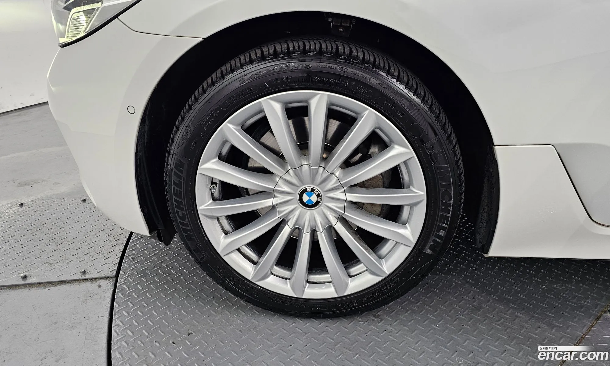 BMW 6 Series GT 2022 WBA61CC03NCK93612 — 20