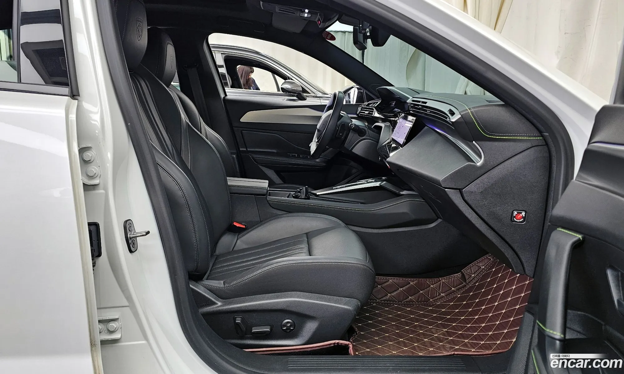 Peugeot 408 2023 VR3FPHNSSPY560158 — 12