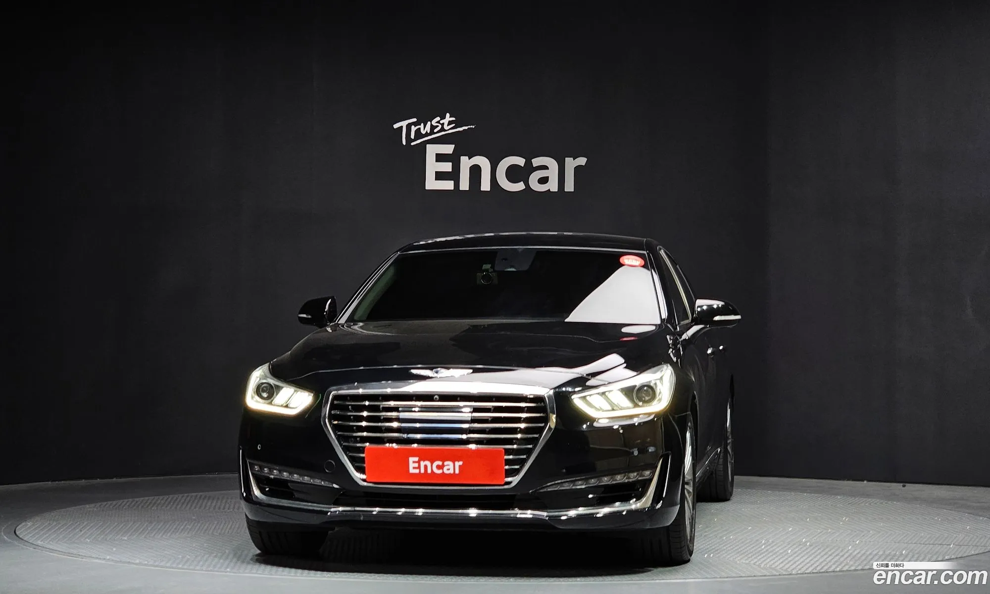 Genesis EQ900 2016 — 5