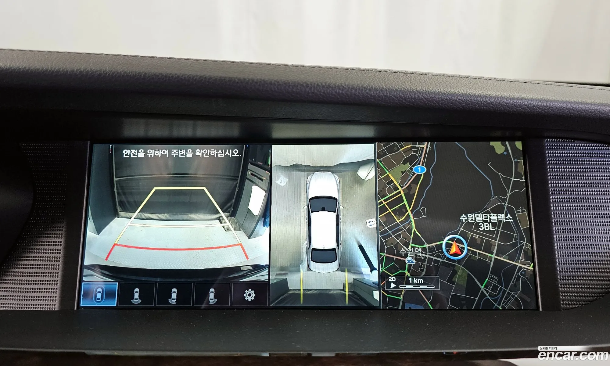 Genesis EQ900 2016 — 19