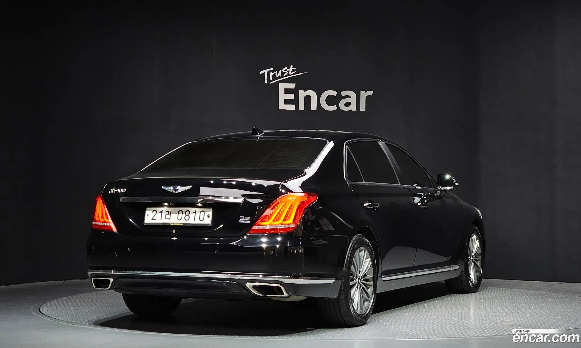 Genesis EQ900 2016 — 17