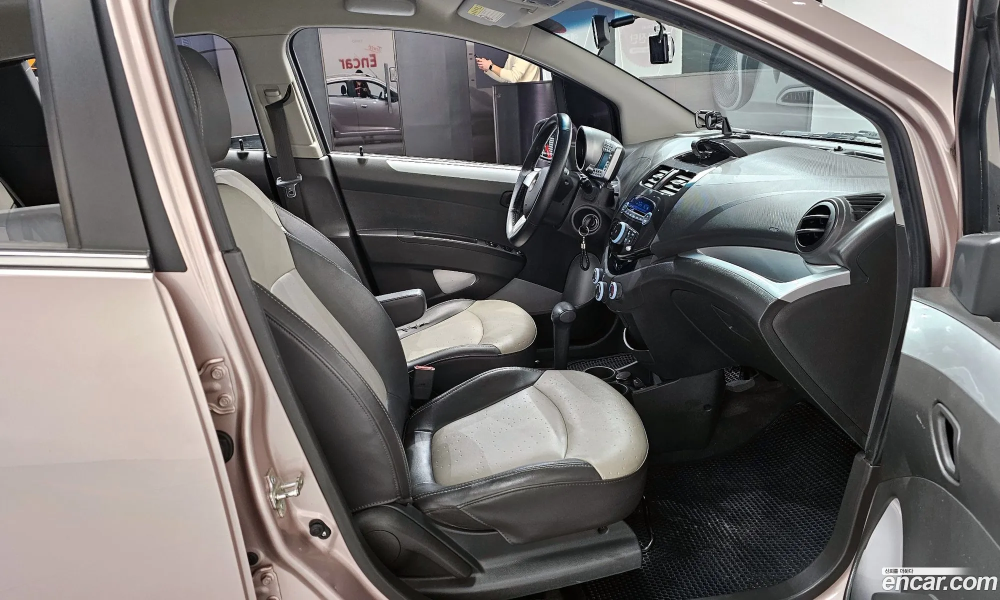 Chevrolet (GM Daewoo) Spark 2011 — 17