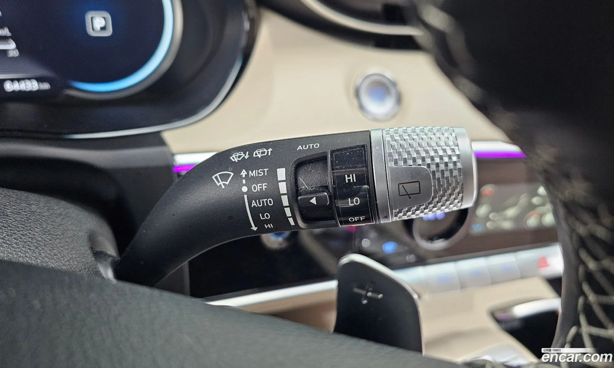 Genesis GV70 2021 — 16