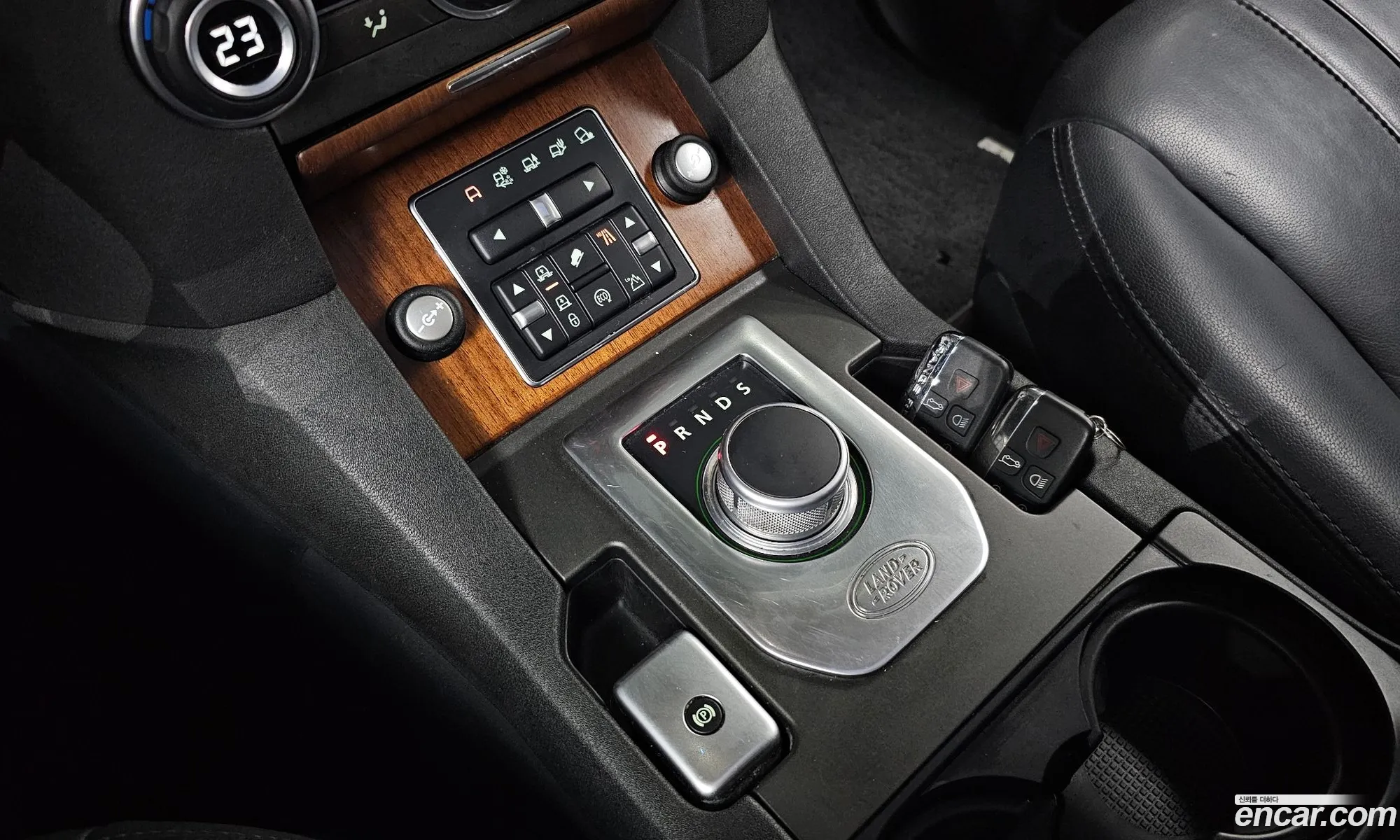 Land Rover Discovery 4 2016 SALLAAAG6GA810158 — 6