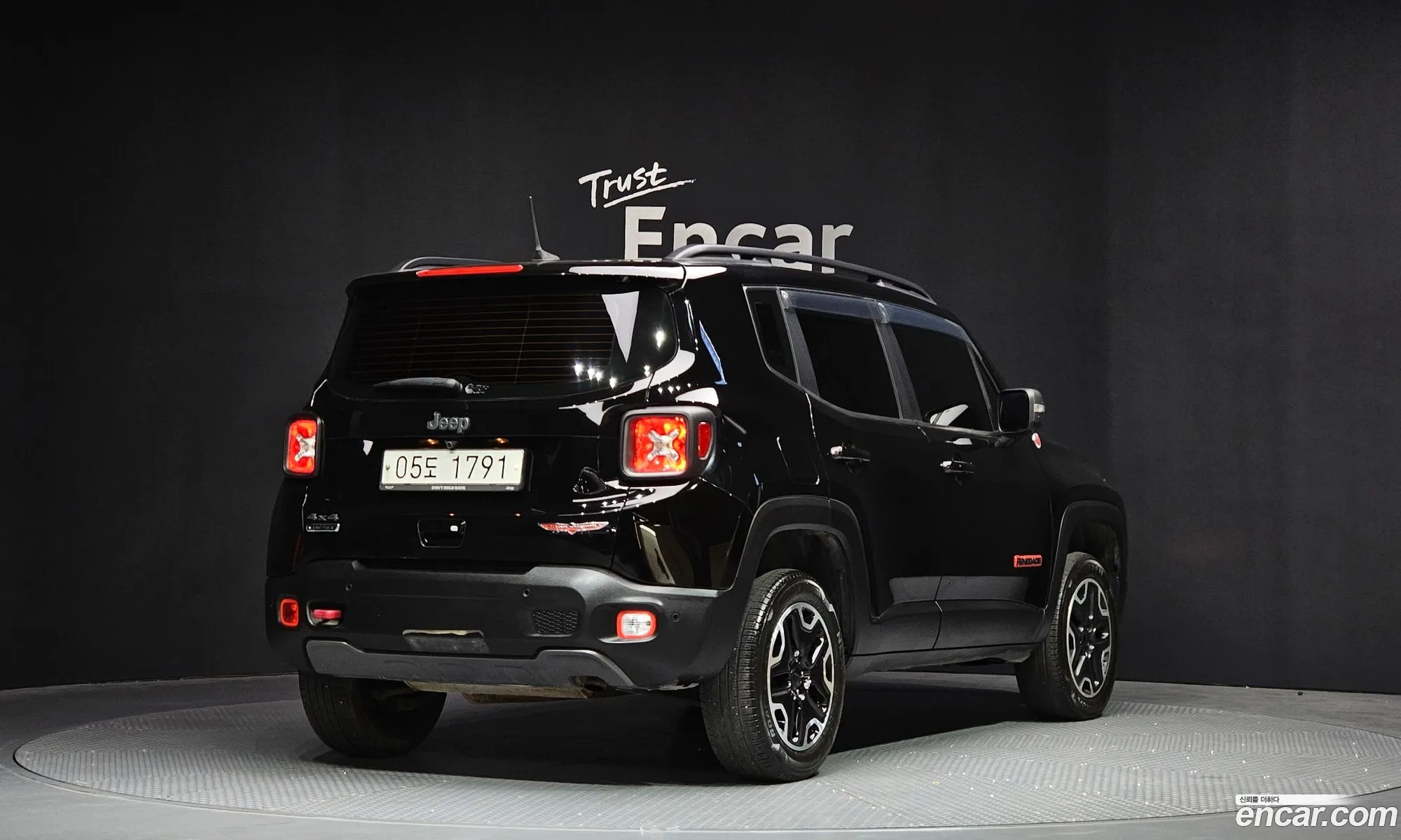 Jeep Renegade 2018 1C4BU0000JPH00140 — 11