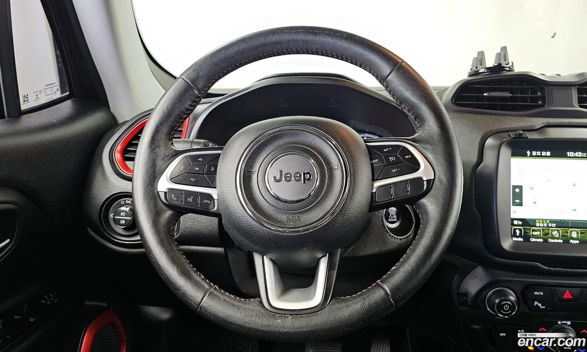 Jeep Renegade 2018 1C4BU0000JPH00140 — 18