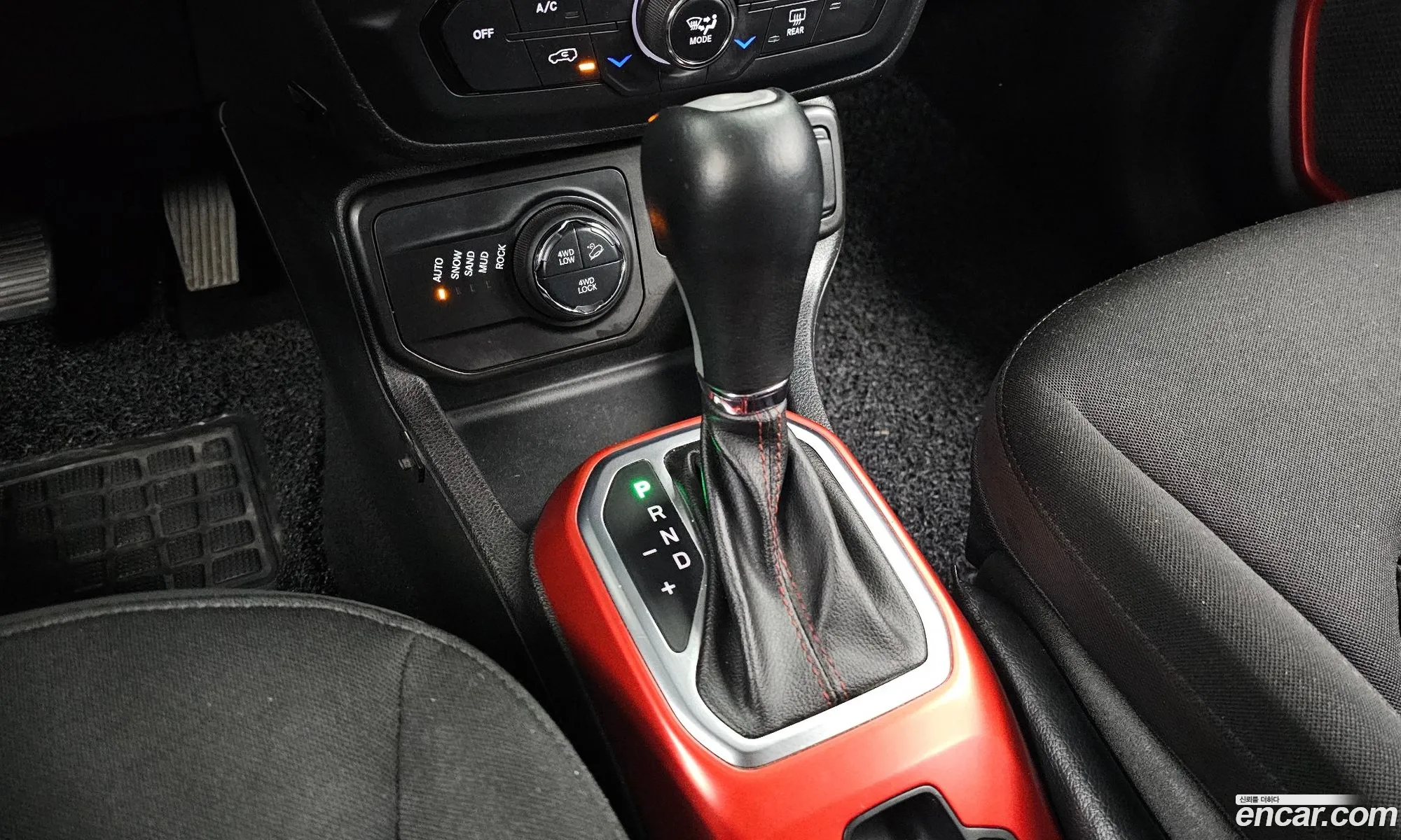 Jeep Renegade 2018 1C4BU0000JPH00140 — 13