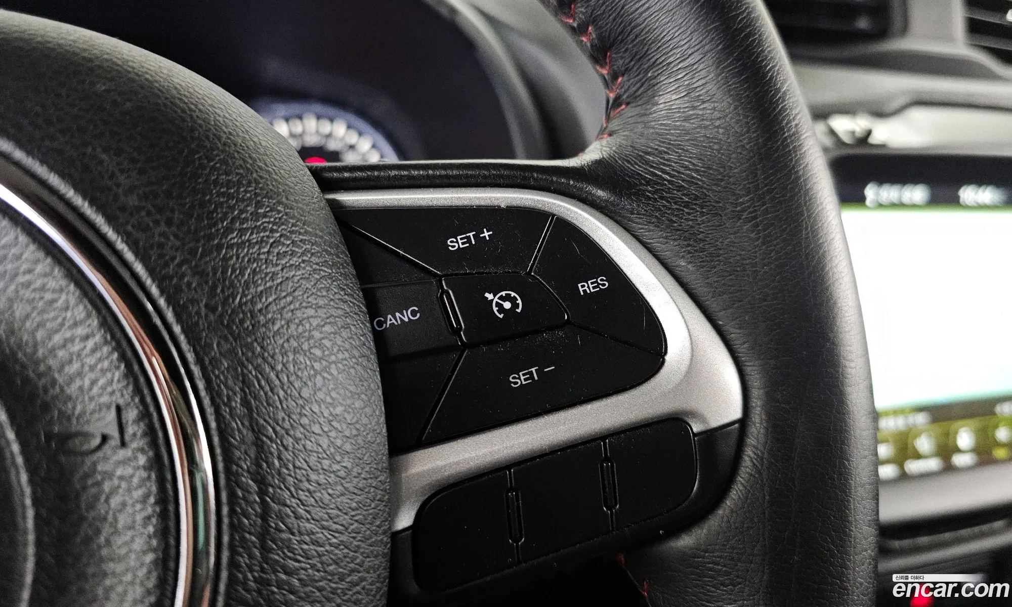 Jeep Renegade 2018 1C4BU0000JPH00140 — 15
