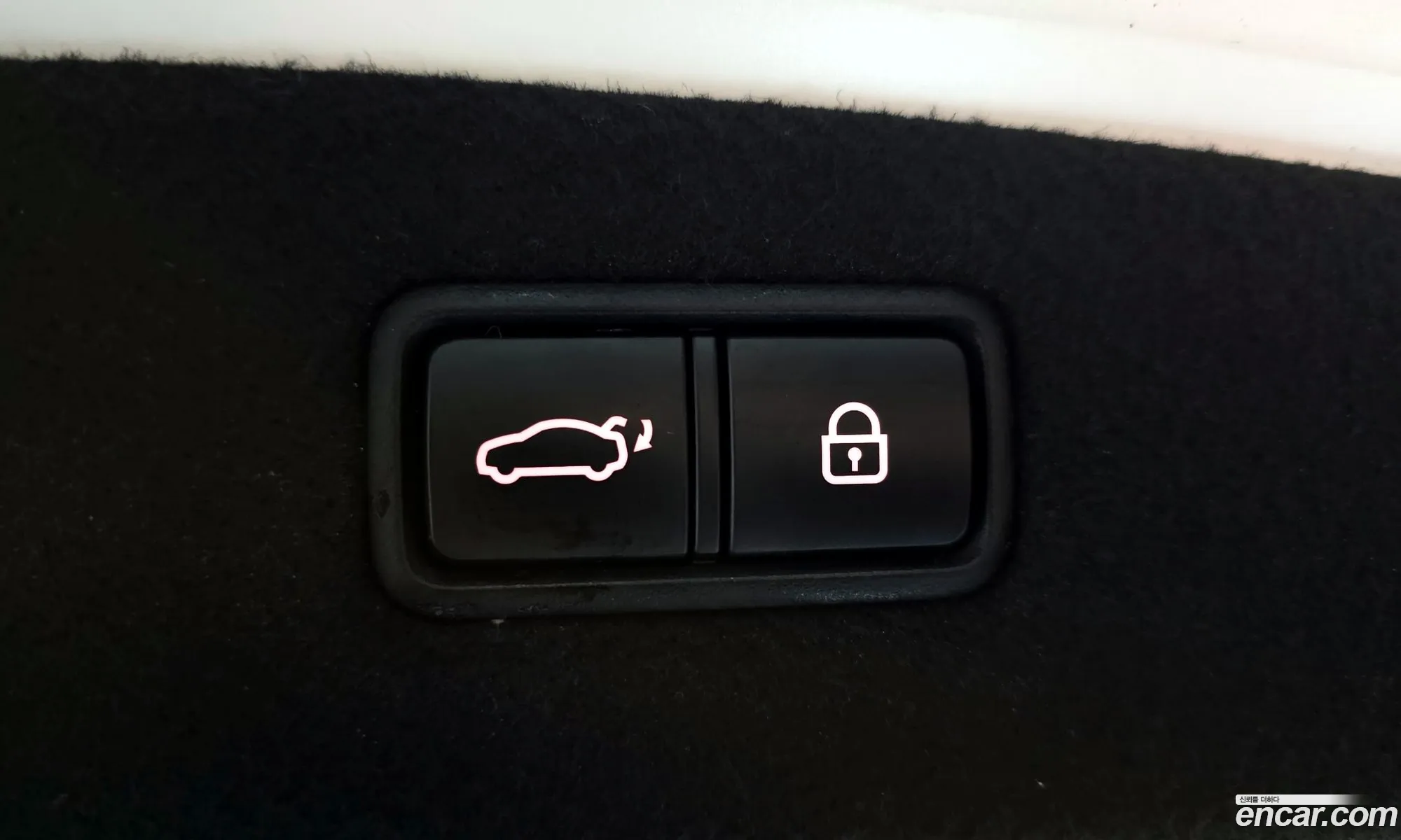 Genesis G90 2020 — 2