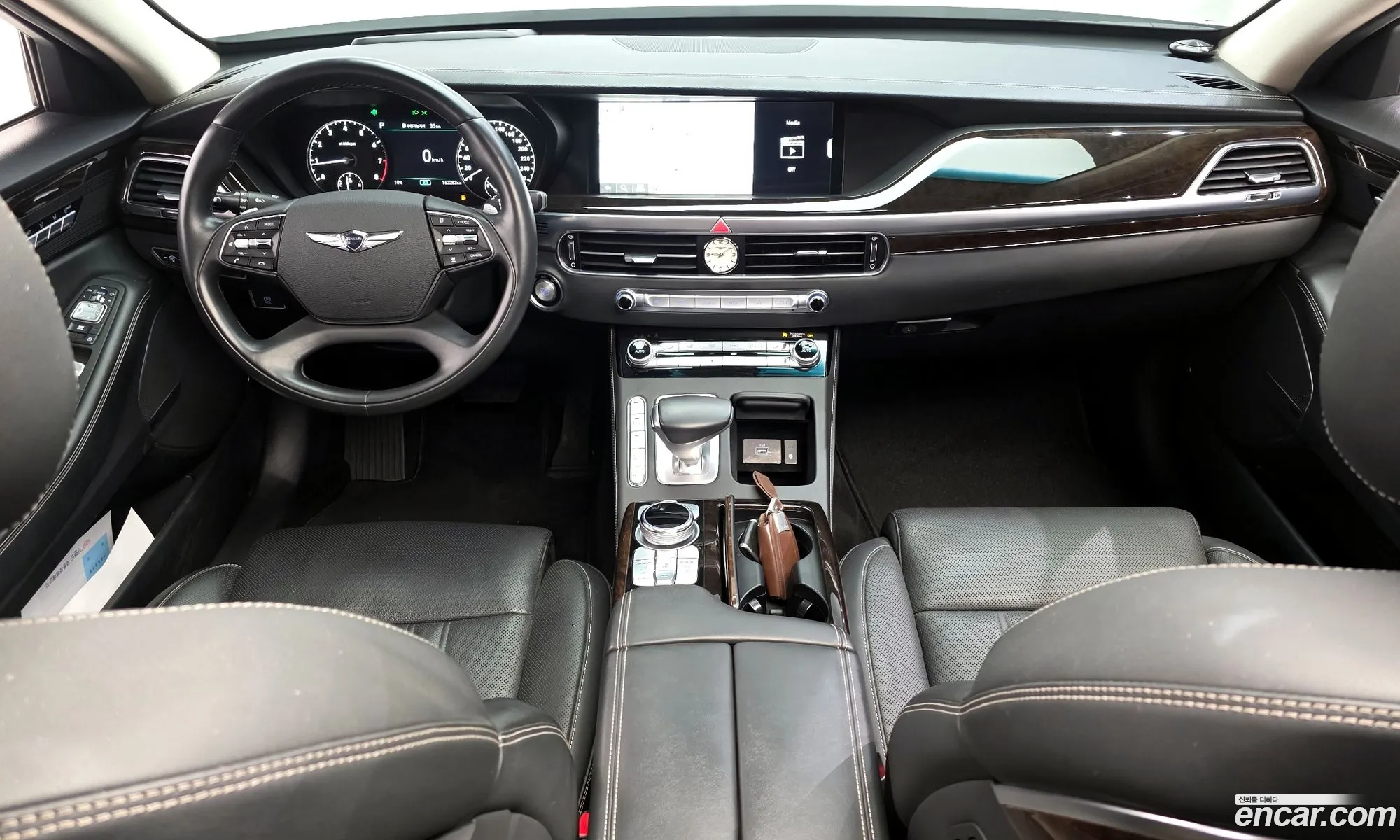 Genesis G90 2020 — 17