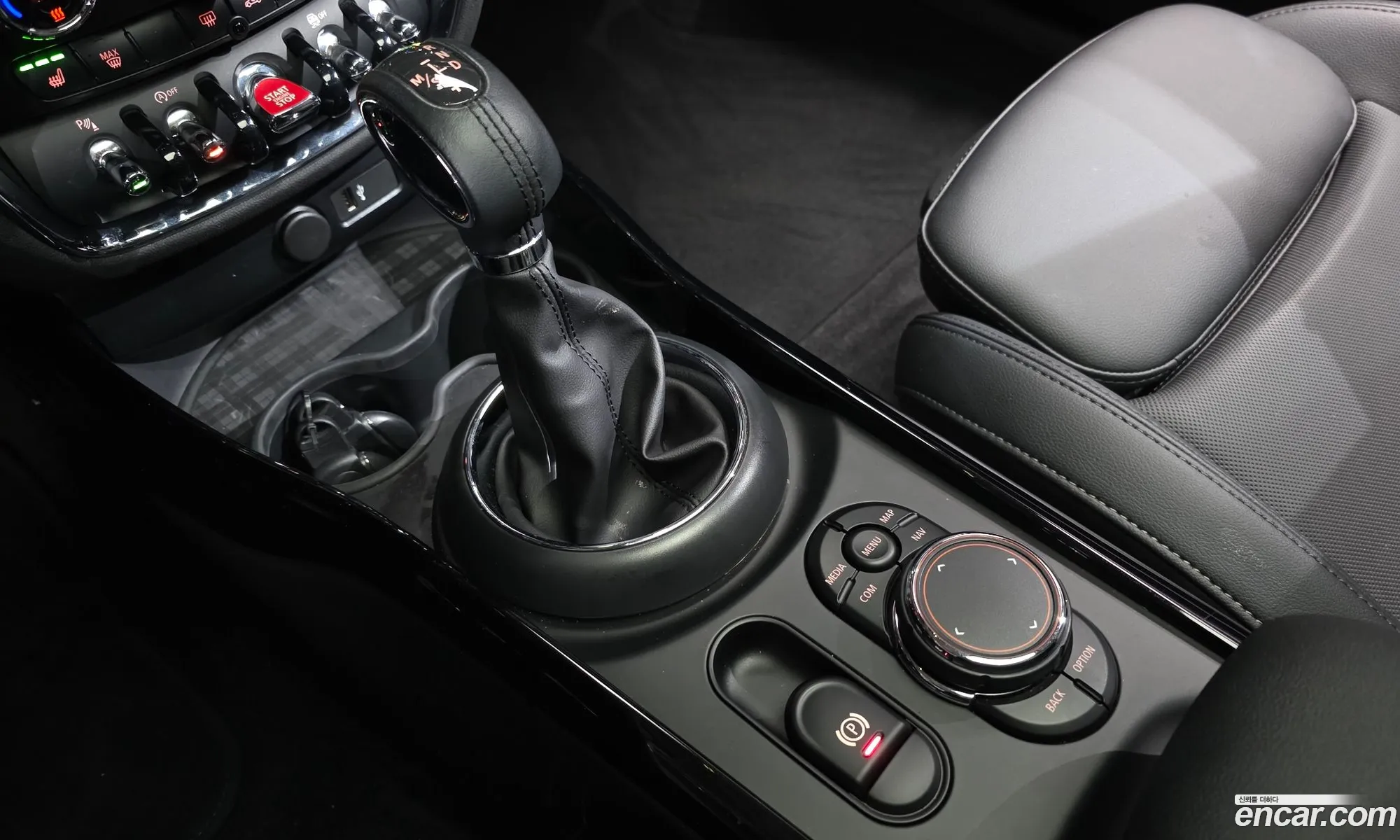 Mini Cooper Clubman 2018 WMWLN5100K2H75092 — 11