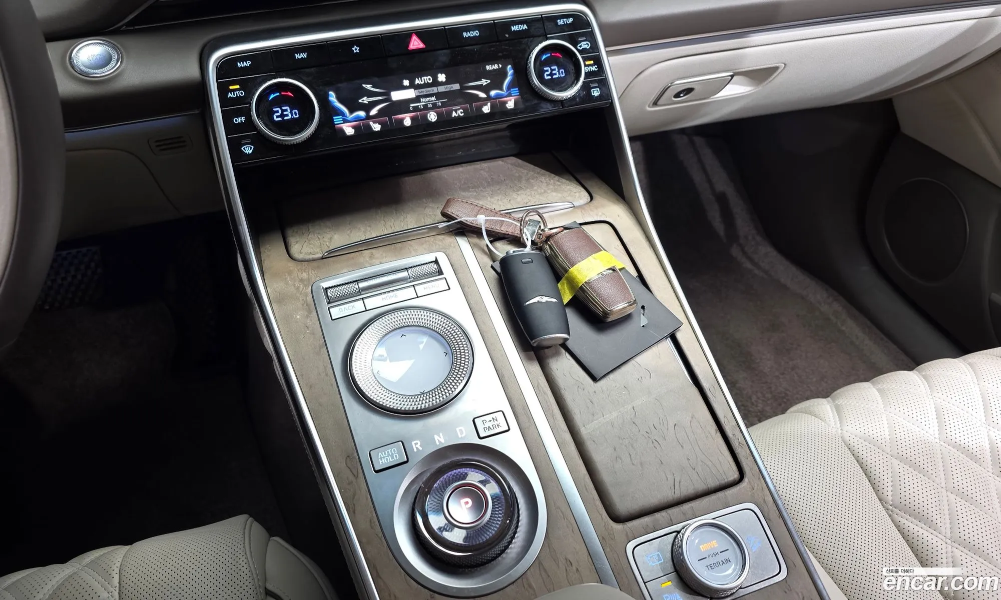 Genesis GV80 2022 — 18