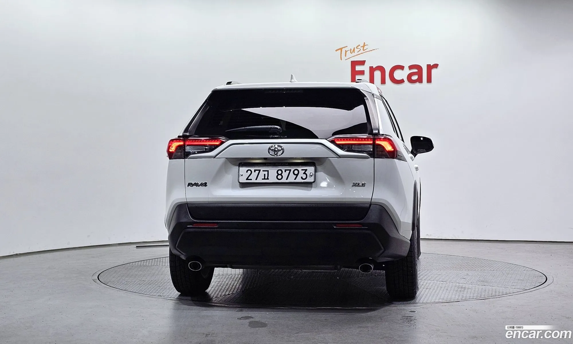 Toyota RAV4 2019 JTMW1RFV3KD024416 — 5