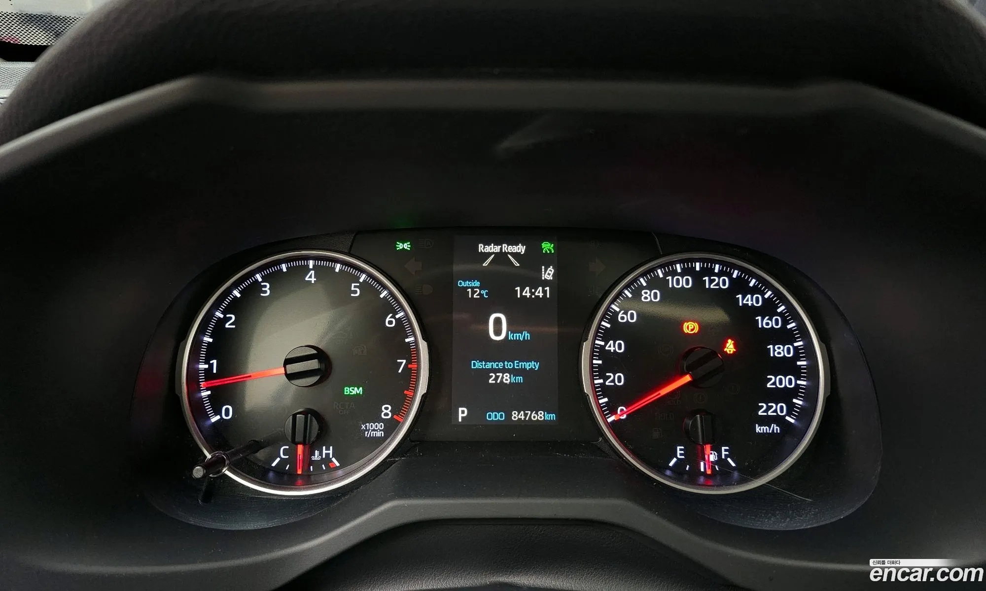 Toyota RAV4 2019 JTMW1RFV3KD024416 — 3