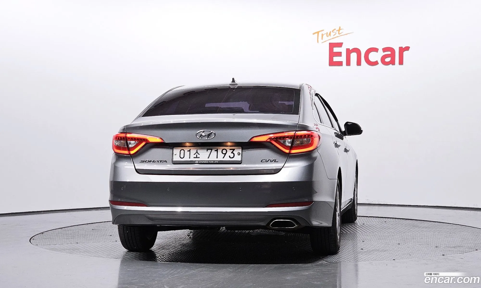 Hyundai LF Sonata 2017 — 8