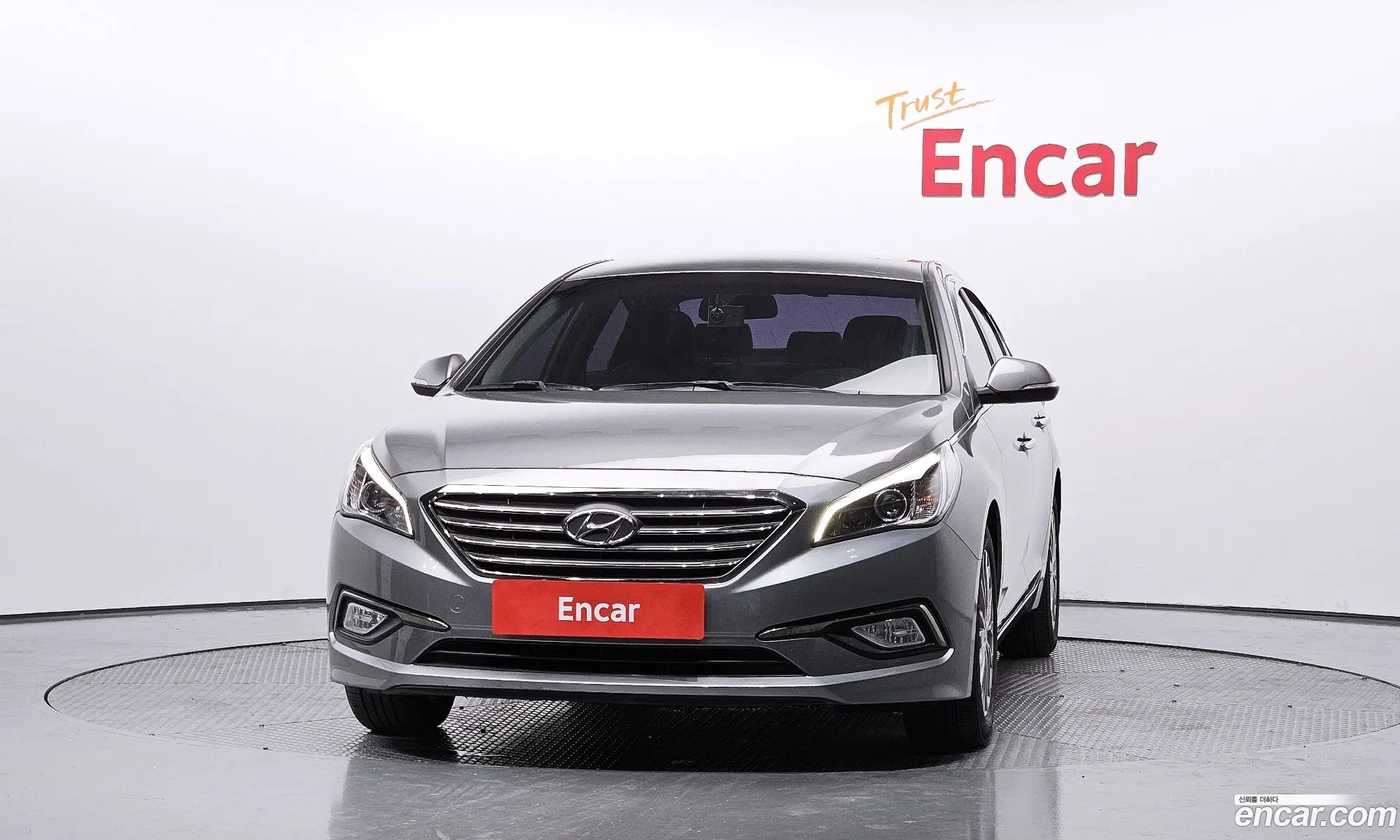Hyundai LF Sonata 2017 — 16