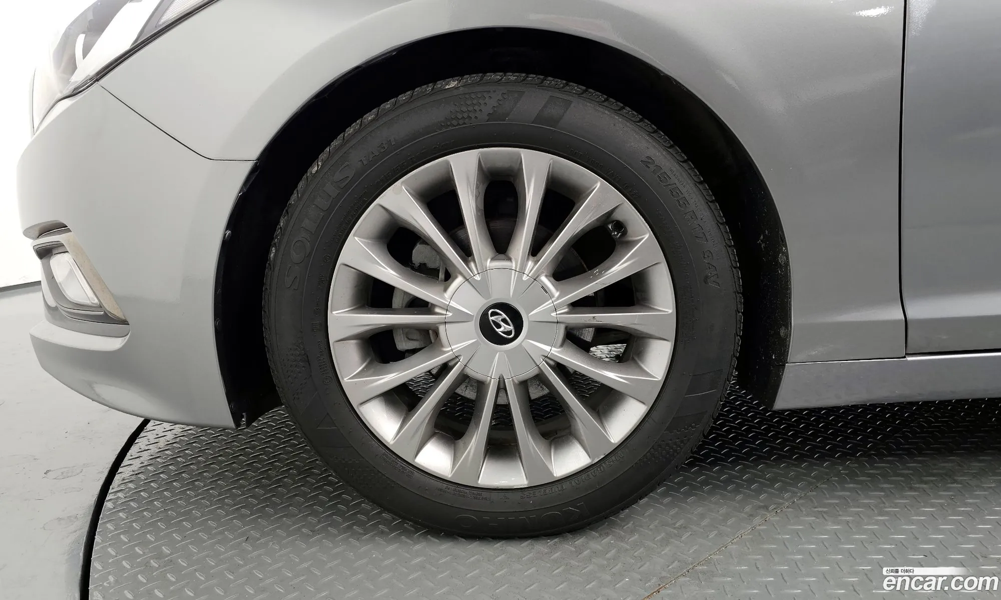 Hyundai LF Sonata 2017 — 10