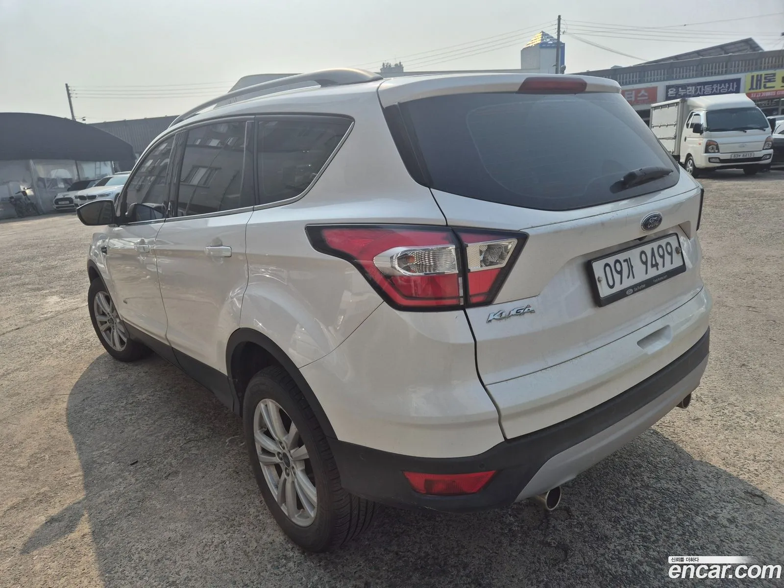 Ford Kuga 2017 — 9
