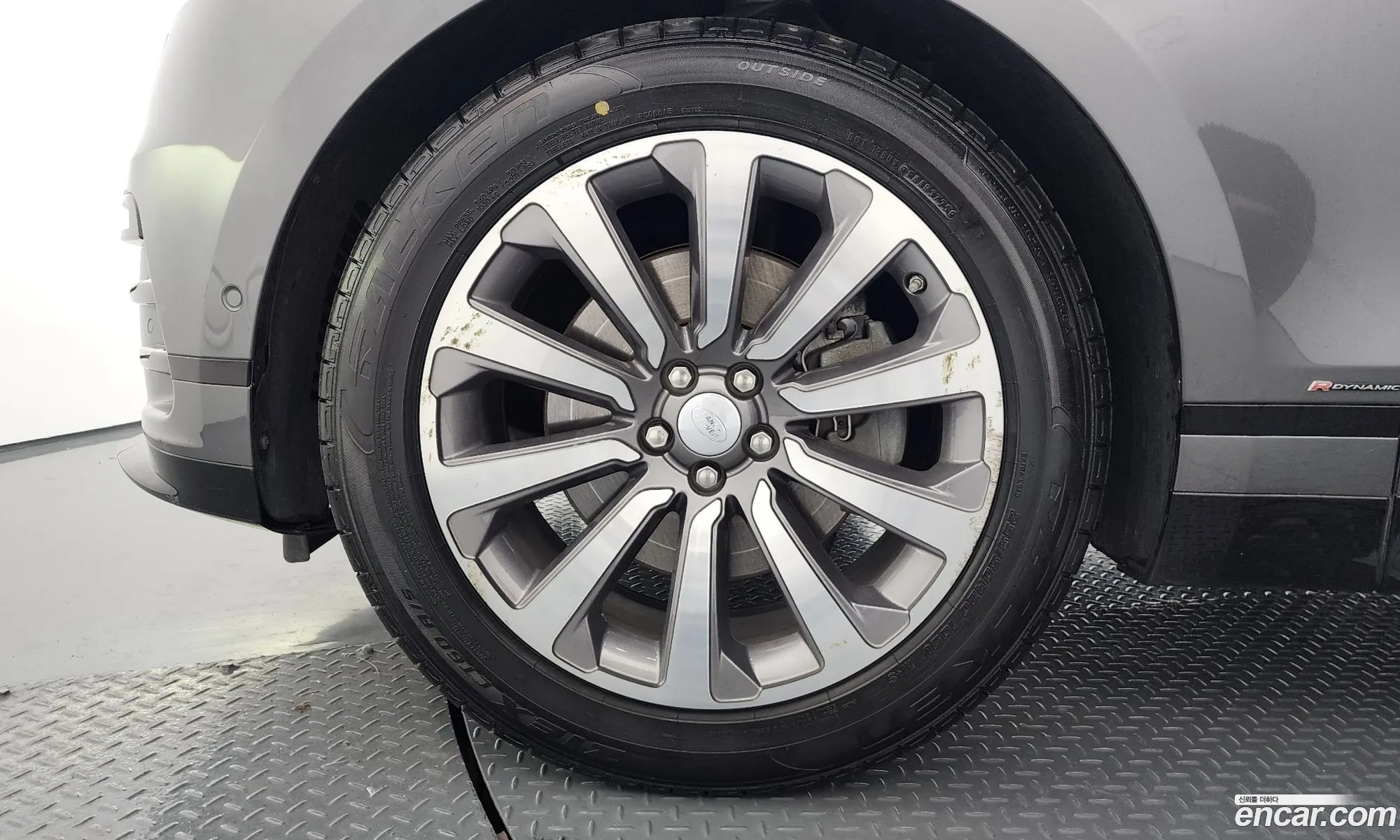 Land Rover Range Rover Velar 2017 — 15