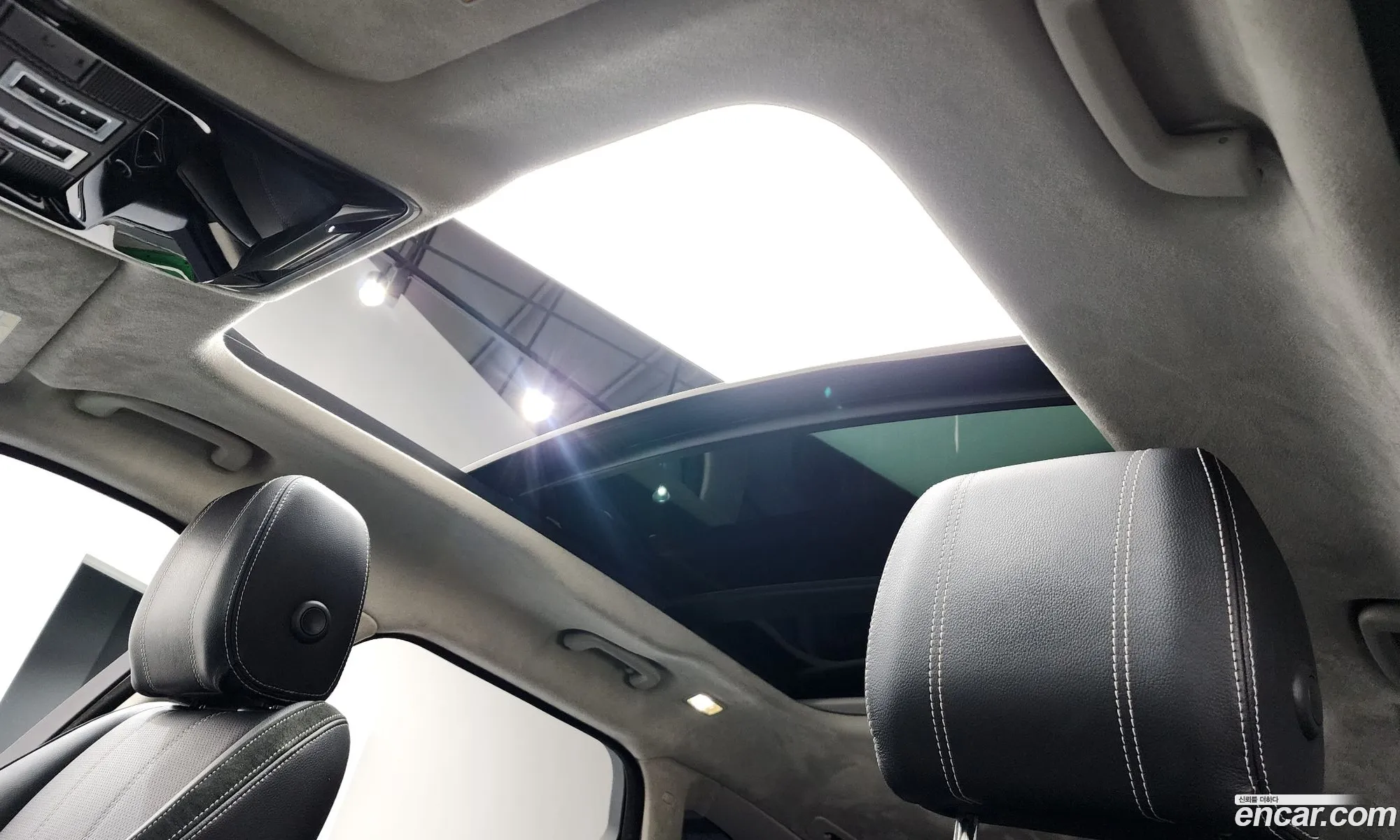 Land Rover Range Rover Velar 2017 — 9