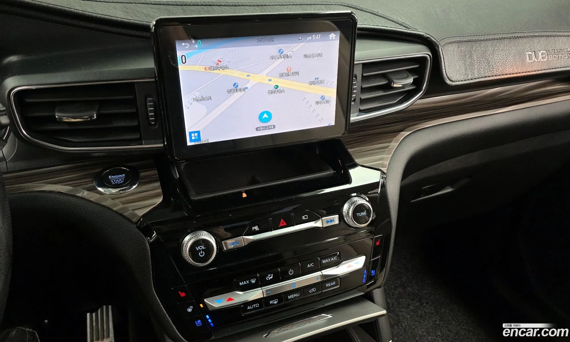 Ford Explorer 6th Gen 2022 1FM5K8FW9NNA01552 — 14