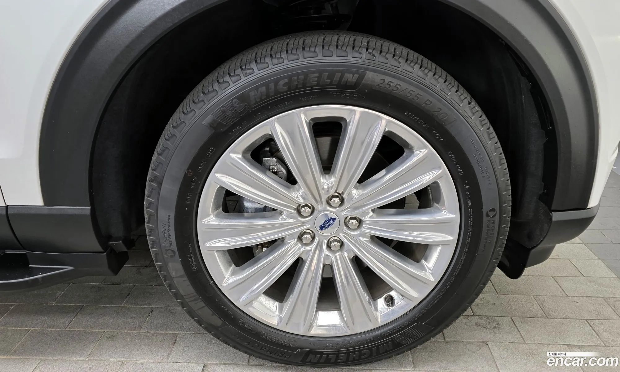 Ford Explorer 6th Gen 2022 1FM5K8FW9NNA01552 — 3
