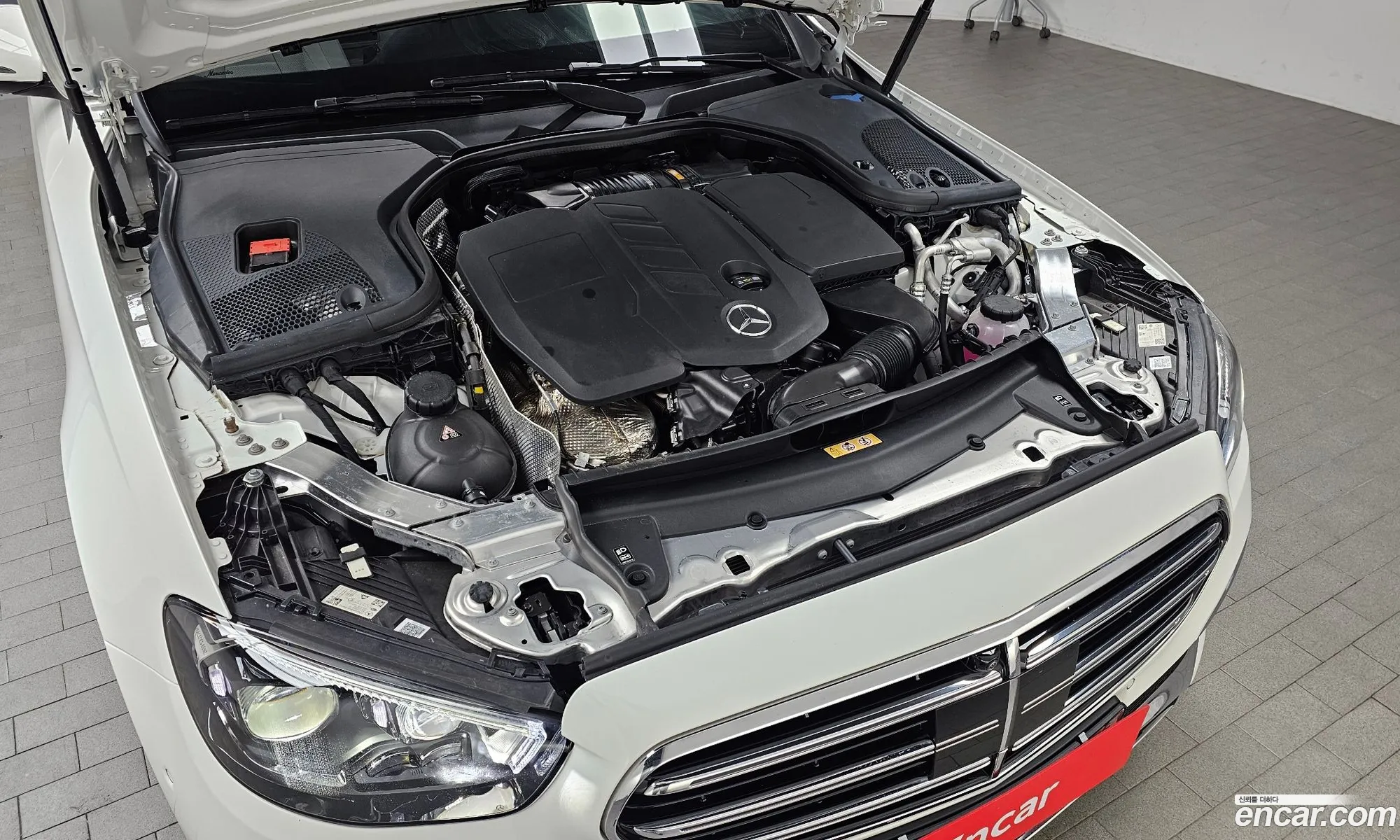 Mercedes-Benz E-Class W213 2022 W1KZF0FB1NB070977 — 6