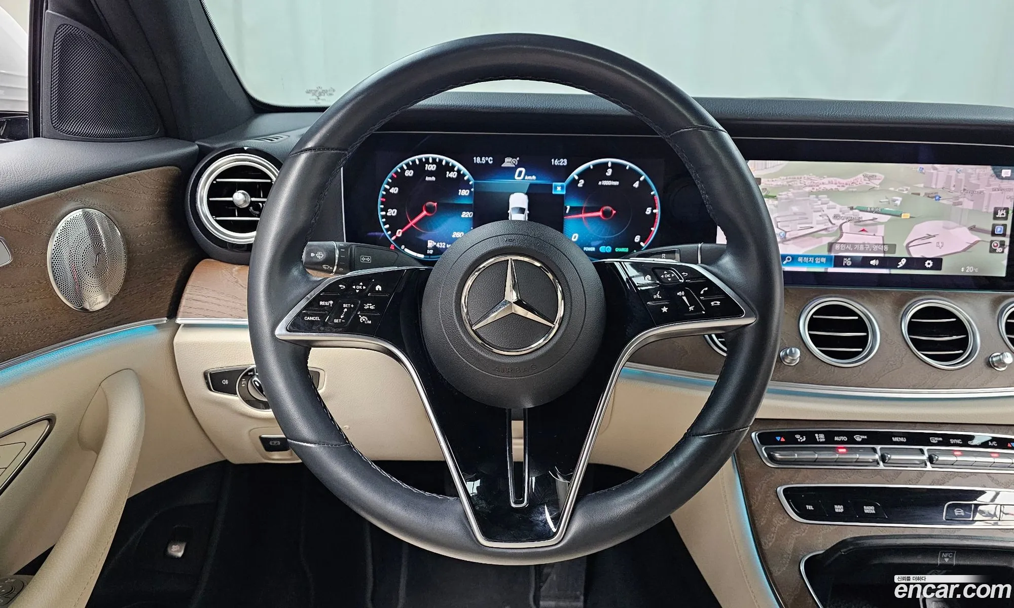 Mercedes-Benz E-Class W213 2022 W1KZF0FB1NB070977 — 2