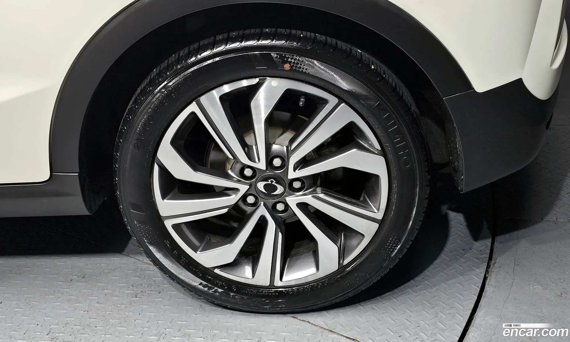 KG Mobility (SsangYong) Tivoli 2019 — 5